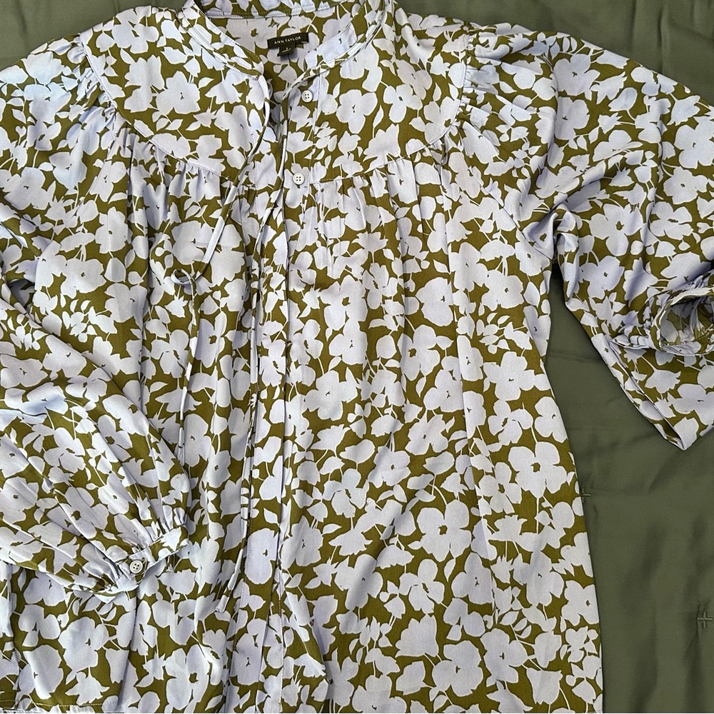 Ann Taylor Olive and White Patterned Shirt
